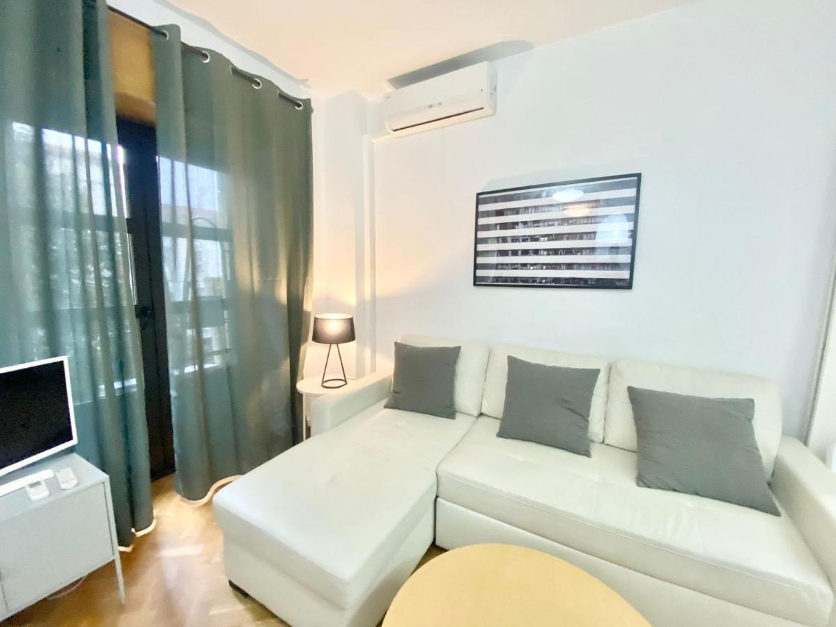 Centro Barrio Embajadores 01 مدريد المظهر الخارجي الصورة