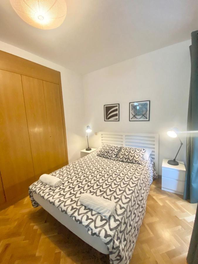 Centro Barrio Embajadores 01 مدريد المظهر الخارجي الصورة